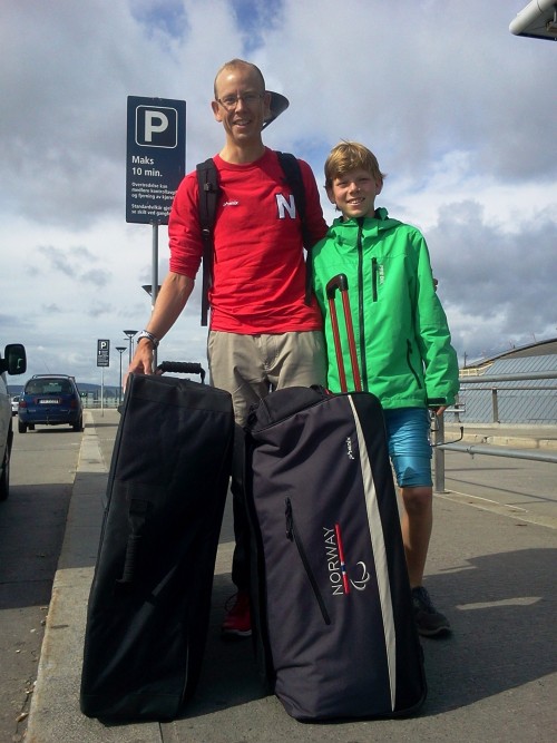 Glenn ved Gardermoen, på vei til Paralympics i London